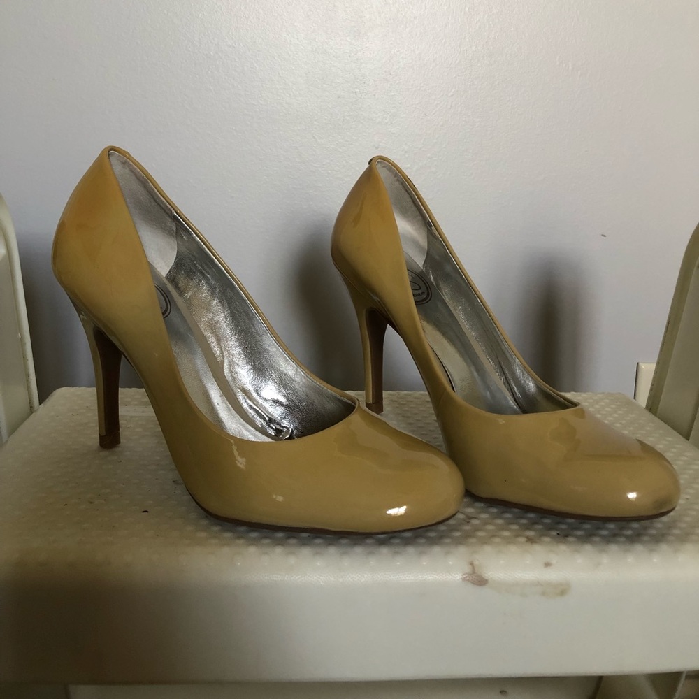 Yellow heels